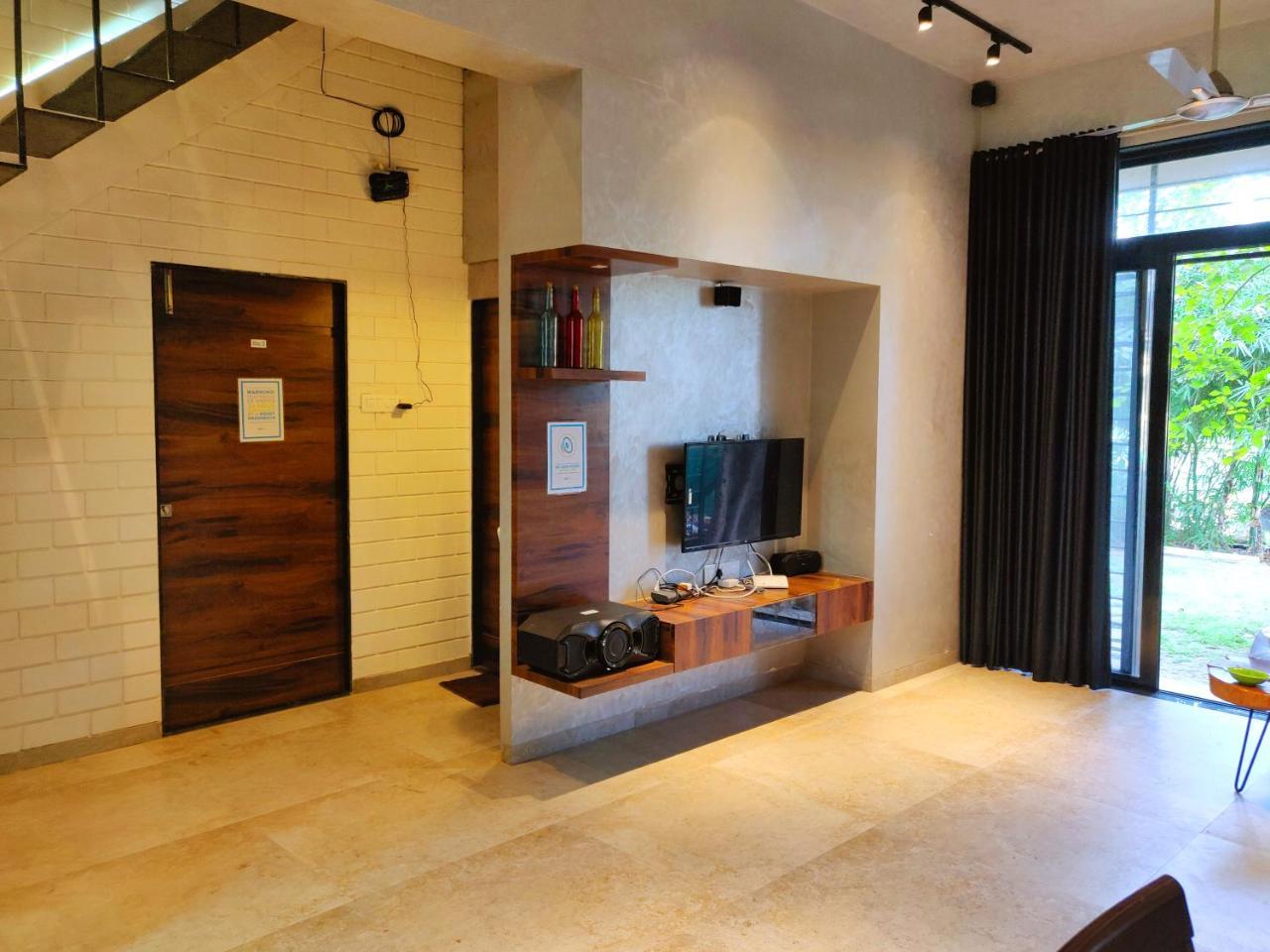 Cozy Stays - Tranquil Times Lonavala Extérieur photo